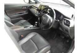 
										2017 Toyota C-HR Koba NGX10R full									