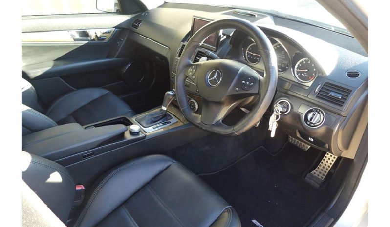 
								2009 Mercedes-Benz C63 AMG W204 full									