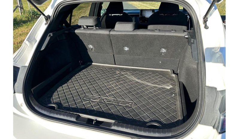 
								2019 Toyota Corolla SX Hybrid Auto full									