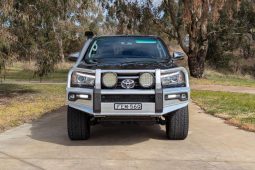 
										2018 Toyota Hilux SR5 GUN126R 4X4 full									