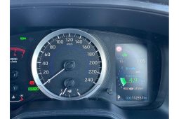 
										2019 Toyota Corolla SX Hybrid Auto full									