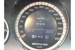 
										2009 Mercedes-Benz C63 AMG W204 full									