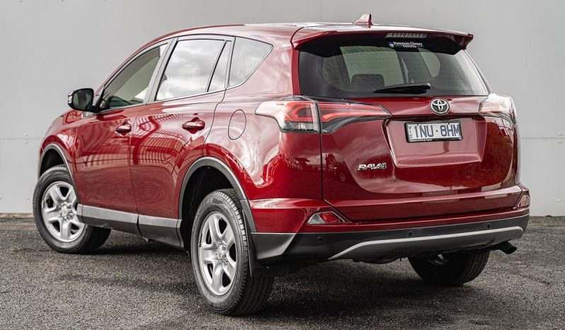 
								2018 Toyota RAV4 GX Auto 2WD full									