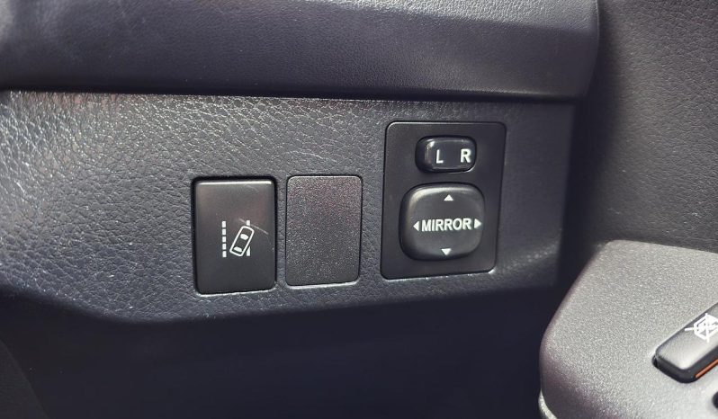 
								2018 Toyota RAV4 ZSA42R GX 2WD full									