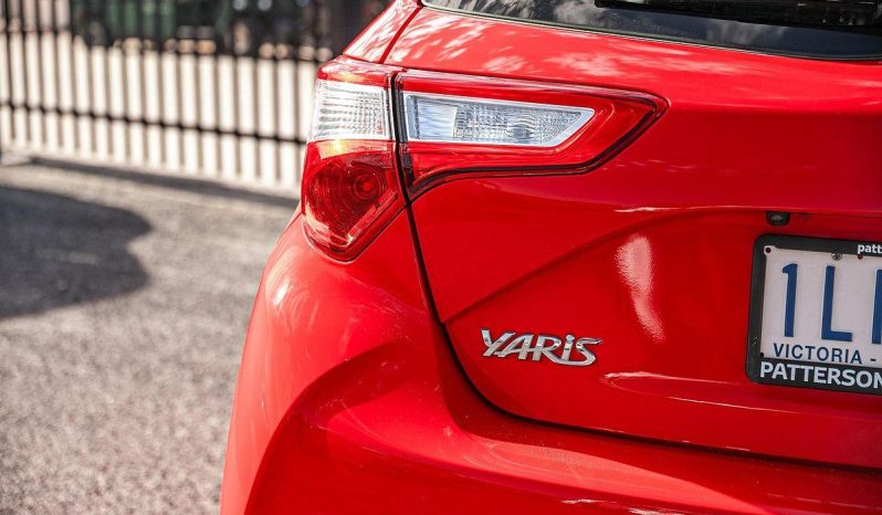 
								2017 Toyota Yaris Ascent Auto full									