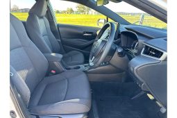 
										2019 Toyota Corolla SX Hybrid Auto full									
