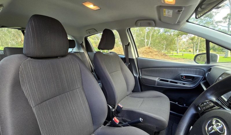 
								2019 Toyota Yaris NCP130R Ascent full									