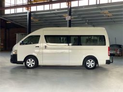 
										2018 Toyota Hiace Commuter Auto Bus full									