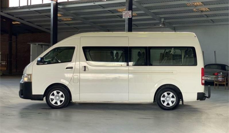 
								2018 Toyota Hiace Commuter Auto Bus full									
