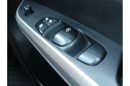 
										2017 Nissan Navara RX D23 Series 2WD full									