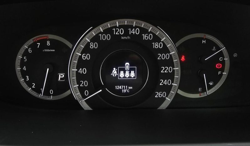 
								2013 Honda Accord 9th GenVTi-L Sedan full									