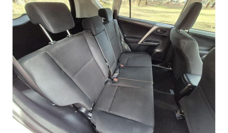 
								2017 Toyota RAV4 GX Auto AWD full									