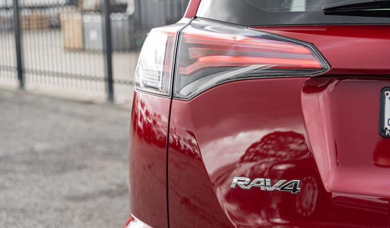 
								2018 Toyota RAV4 GX Auto 2WD full									