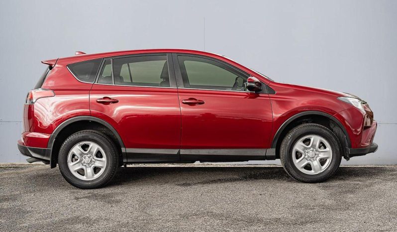 
								2018 Toyota RAV4 GX Auto 2WD full									