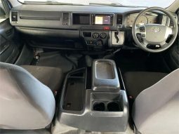 
										2018 Toyota Hiace Commuter Auto Bus full									