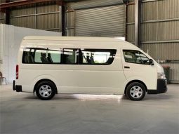 
										2018 Toyota Hiace Commuter Auto Bus full									
