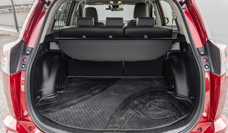 
								2018 Toyota RAV4 GX Auto 2WD full									