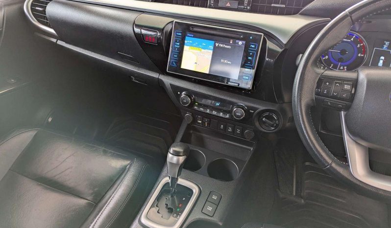 
								2018 Toyota Hilux SR5 GUN126R 4X4 full									