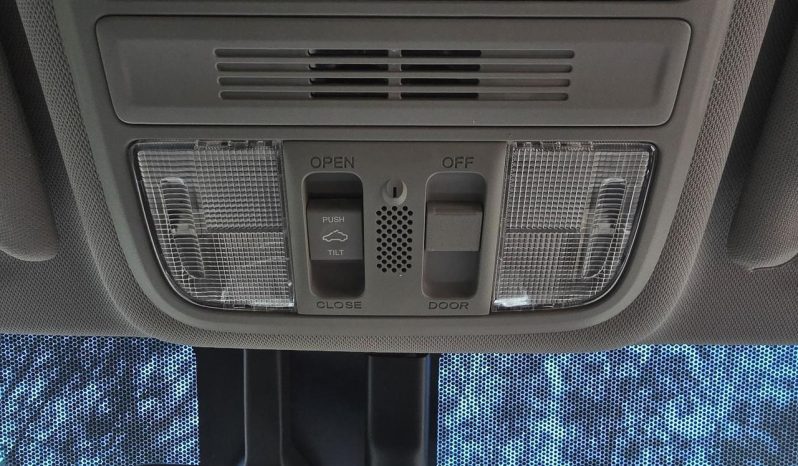 
								2013 Honda Accord 9th GenVTi-L Sedan full									