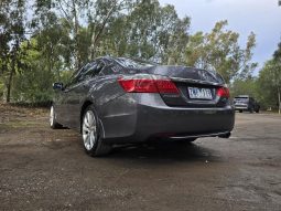 
										2013 Honda Accord 9th GenVTi-L Sedan full									