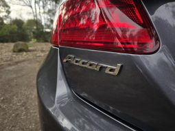 
										2013 Honda Accord 9th GenVTi-L Sedan full									