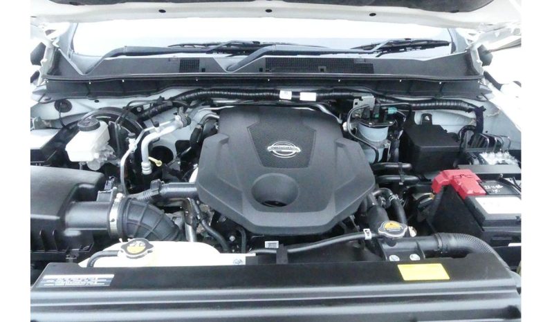 
								2017 Nissan Navara RX D23 Series 2WD full									