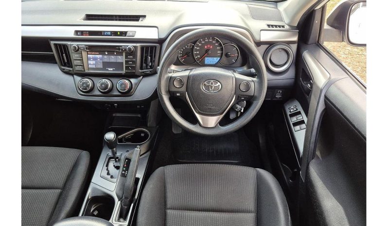 
								2017 Toyota RAV4 GX Auto AWD full									