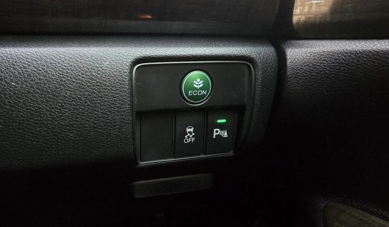 
								2013 Honda Accord 9th GenVTi-L Sedan full									