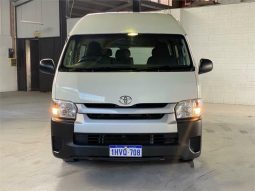 
										2018 Toyota Hiace Commuter Auto Bus full									