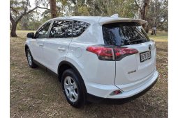 
										2017 Toyota RAV4 GX Auto AWD full									