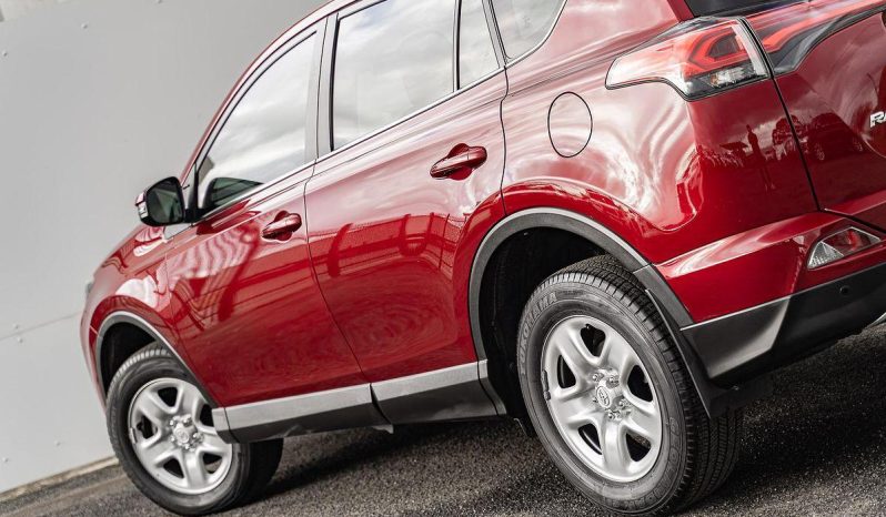 
								2018 Toyota RAV4 GX Auto 2WD full									