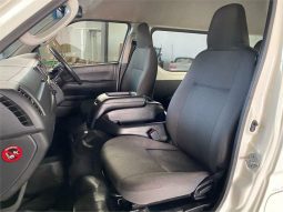 
										2018 Toyota Hiace Commuter Auto Bus full									