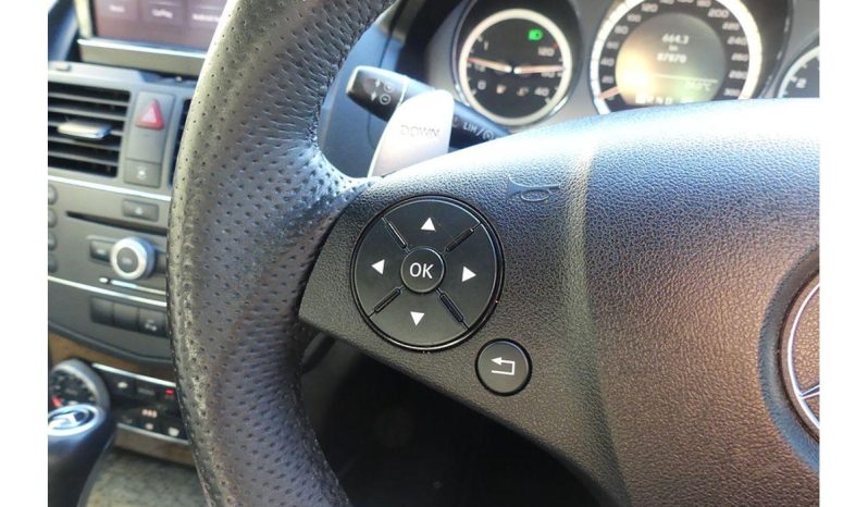 
								2009 Mercedes-Benz C63 AMG W204 full									