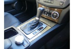 
										2009 Mercedes-Benz C63 AMG W204 full									