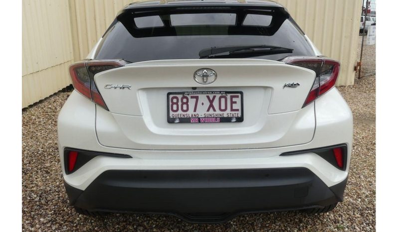 
								2017 Toyota C-HR Koba NGX10R full									