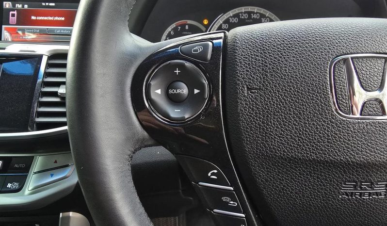 
								2013 Honda Accord 9th GenVTi-L Sedan full									